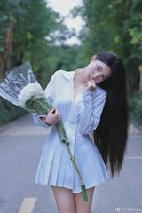 黄品汇 绿巨人_: 亟待挑战的堕落，未来是否能迎来新的希望？